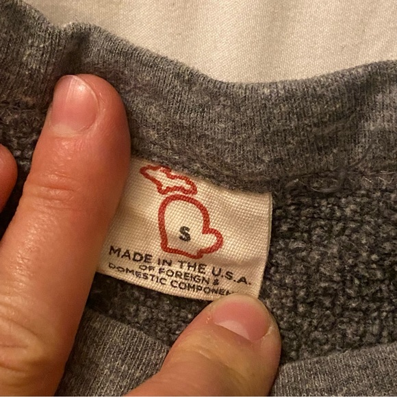 The Mitten State Michigan State 1979 script logo crewneck sweatshirt Size S gray - Picture 4 of 4